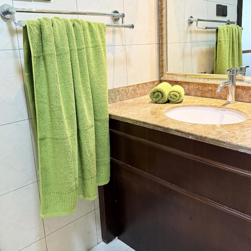 YTYC 27. 5x55 Inches Luxury Bath Towels Set of 6 Large 100 Percent 650GSM Super Absorbent Soft Shower Towels for Bathroom Sage Green 6pcs